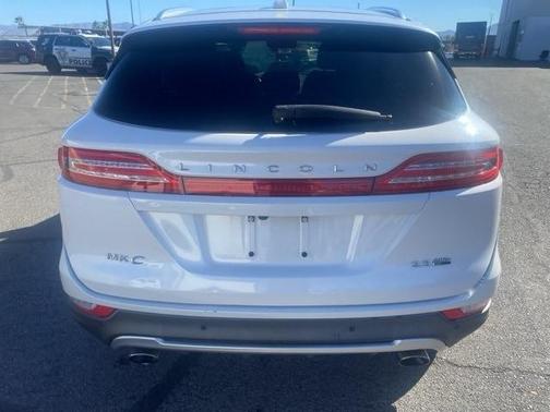 2015 Lincoln MKC Base