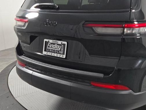 Diamond Black 2024 Jeep Grand Cherokee L Laredo