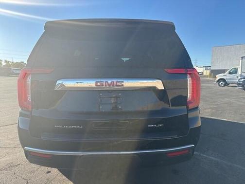 2024 GMC Yukon SLT