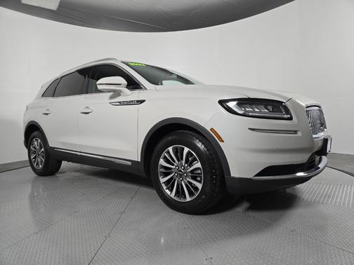 Ceramic Pearl Metallic Tinted Clearcoat 2022 Lincoln Nautilus Standard