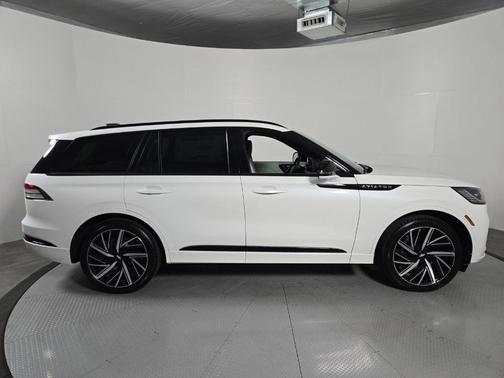 Pristine White 2026 Lincoln Aviator Black Label AWD