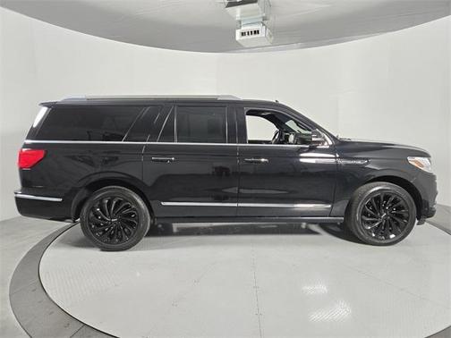 2020 Lincoln Navigator L Reserve