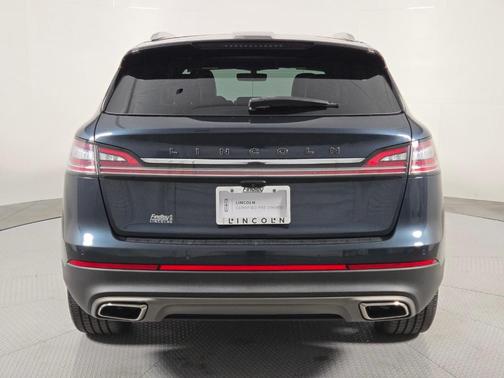 2022 Lincoln Nautilus Black Label