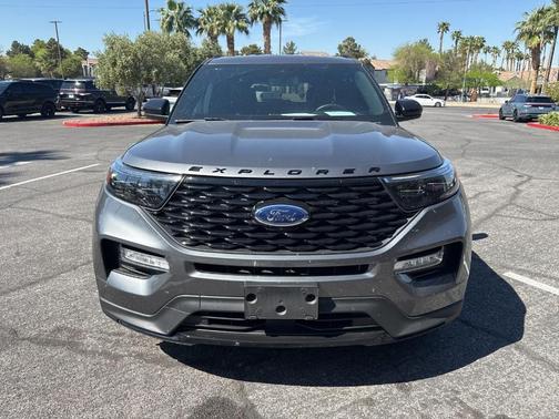 2024 Ford Explorer ST-Line