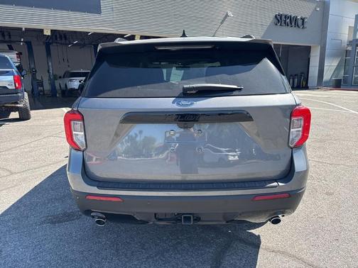 2024 Ford Explorer ST-Line