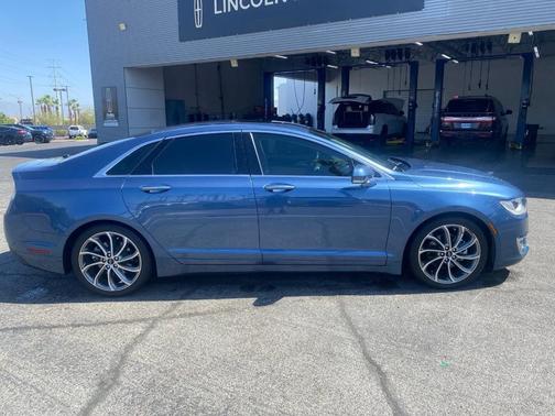 Blue Diamond 2019 Lincoln MKZ Reserve I