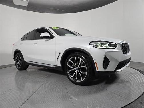 2022 BMW X4 xDrive30i