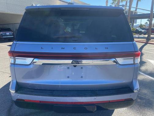 2022 Lincoln Navigator L Black Label