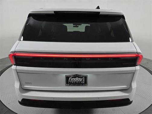 Star White 2026 Lincoln Navigator L Black Label