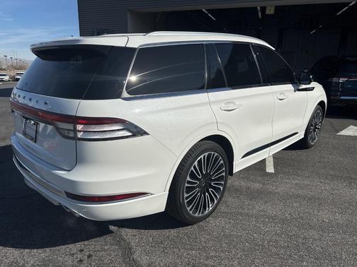 2025 Lincoln Aviator Black Label AWD