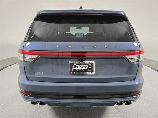 Whisper White 2026 Lincoln Aviator Premiere