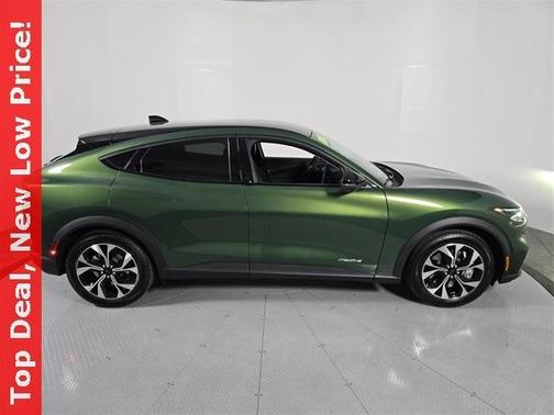 2024 Ford Mustang Mach-E Select