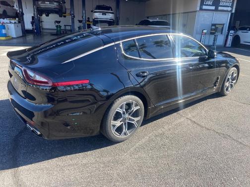 2021 Kia Stinger GT-Line