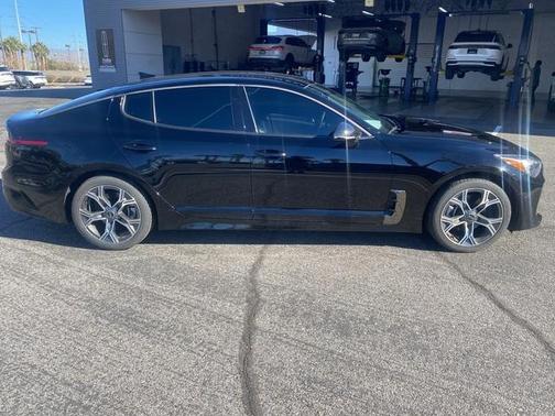 2021 Kia Stinger GT-Line