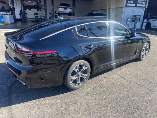 2021 Kia Stinger GT-Line