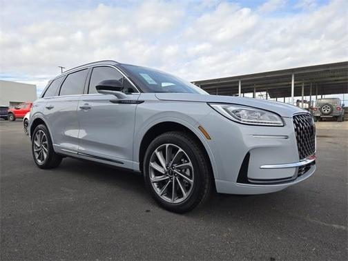 Crystal White Metallic 2026 Lincoln Corsair Grand Touring