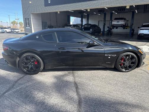 2014 Maserati GranTurismo Sport