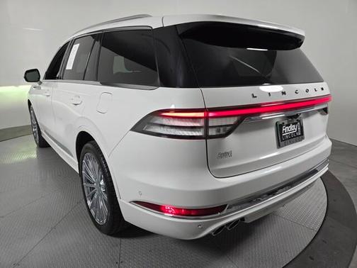 Pristine White 2020 Lincoln Aviator Black Label AWD