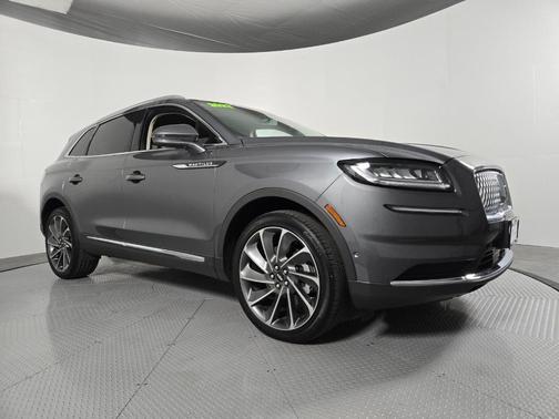 Metallic 2022 Lincoln Nautilus Reserve