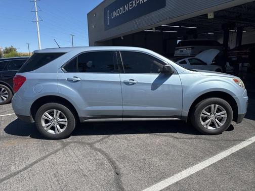 Silver Topaz Metallic 2014 Chevrolet Equinox LS