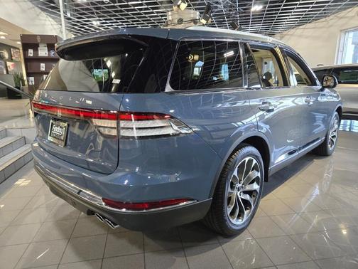 Whisper White 2026 Lincoln Aviator Reserve AWD