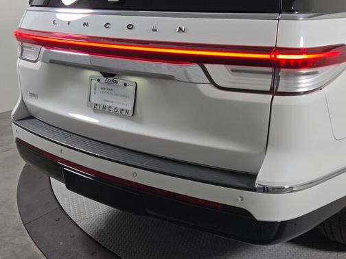 Pristine White 2022 Lincoln Navigator L Black Label