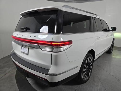 Pristine White 2022 Lincoln Navigator L Black Label