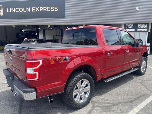 Ruby Red Metallic Tinted Clearcoat 2019 Ford F-150 XLT