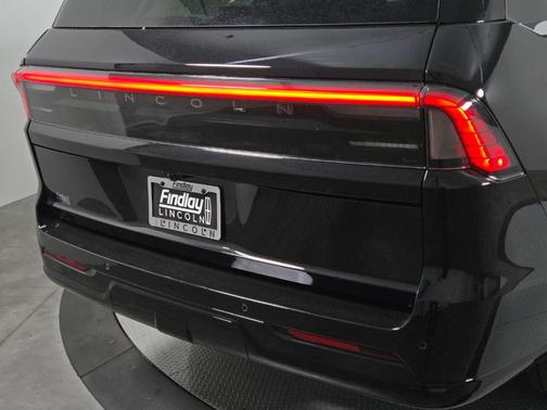 Black 2026 Lincoln Navigator L Premiere