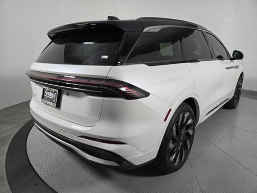 2026 Lincoln Nautilus Black Label