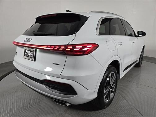 2025 Audi Q5 2.0T quattro Premium