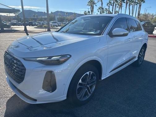 2025 Audi Q5 2.0T quattro Premium