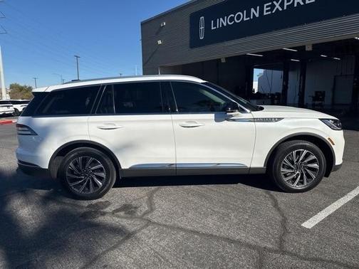 2025 Lincoln Aviator Premiere