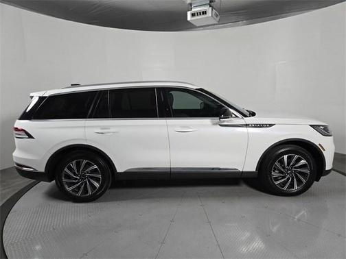 2025 Lincoln Aviator Premiere