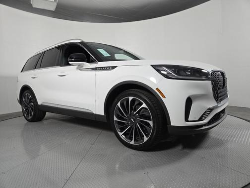 Pristine White 2026 Lincoln Aviator Reserve AWD