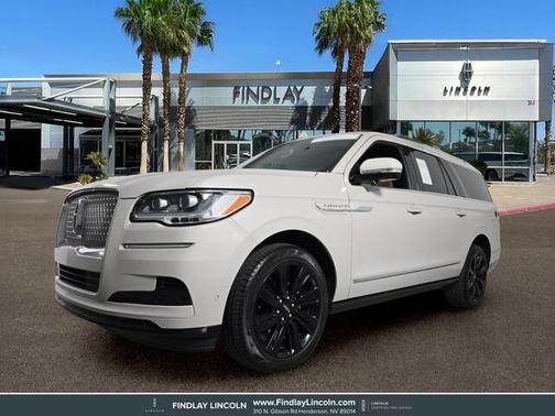 Ceramic Pearl Metallic 2024 Lincoln Navigator L Reserve
