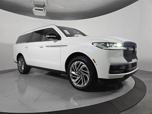 2025 Lincoln Navigator L Reserve