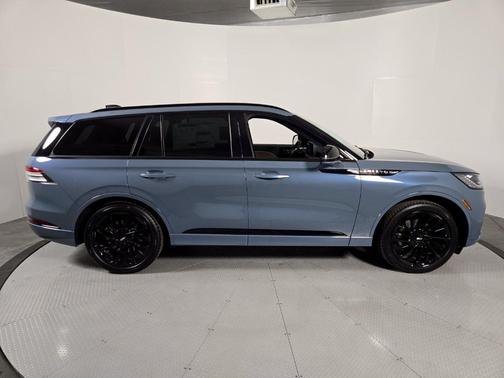 Blue Metallic 2026 Lincoln Aviator Reserve RWD