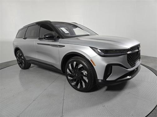 2025 Lincoln Nautilus Reserve