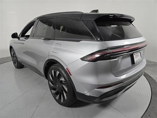 2025 Lincoln Nautilus Reserve