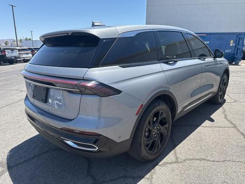 Gray Metallic 2024 Lincoln Nautilus Premiere