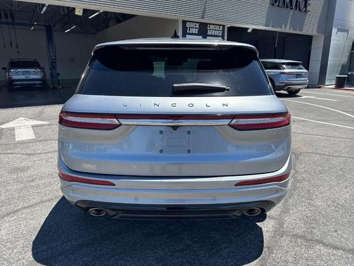 Silver Radiance Metallic 2024 Lincoln Corsair Premiere