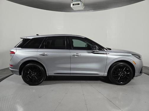 Silver Radiance Metallic 2024 Lincoln Corsair Premiere