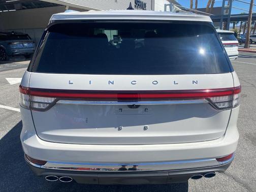 2023 Lincoln Aviator Standard AWD