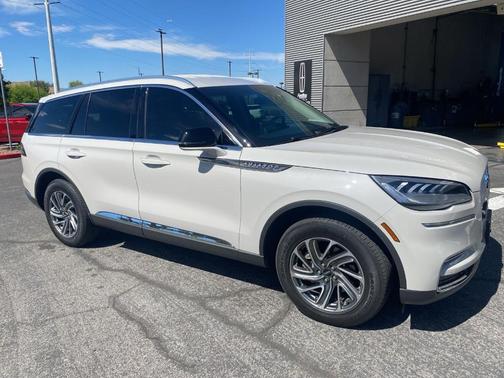 2023 Lincoln Aviator Standard AWD