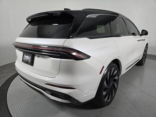 2026 Lincoln Nautilus Black Label