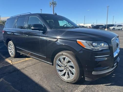 2024 Lincoln Navigator Premiere