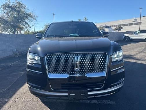 2024 Lincoln Navigator Premiere