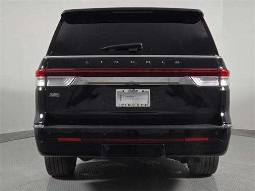 2024 Lincoln Navigator Premiere