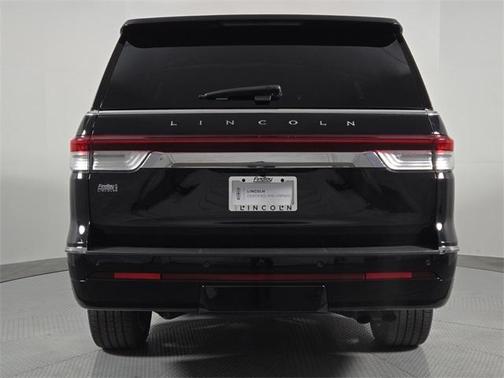 2024 Lincoln Navigator Premiere